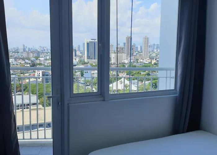 Apartment Jazz Tower D Superb View With Queen Bed Manila