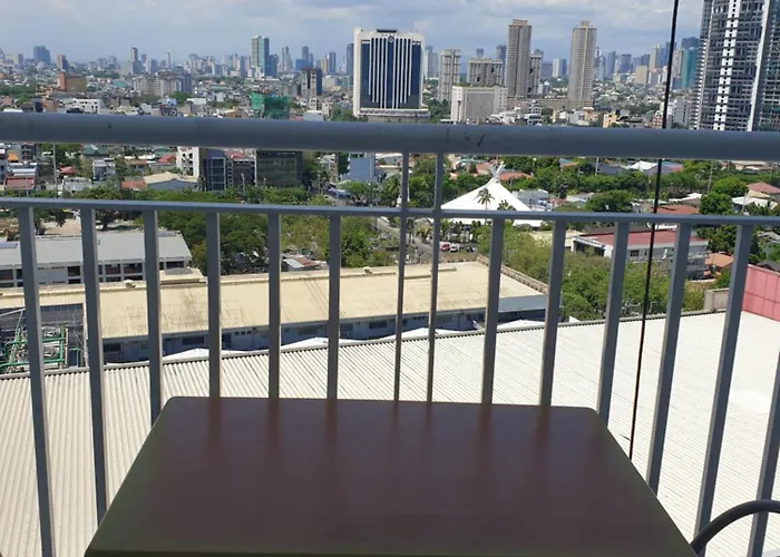 Jazz Tower D Superb View With Queen Bed * Manila
